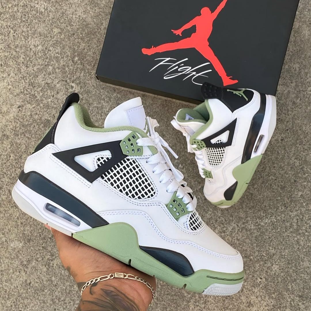 Air Jordan 4 “Seafoam Oil Green”